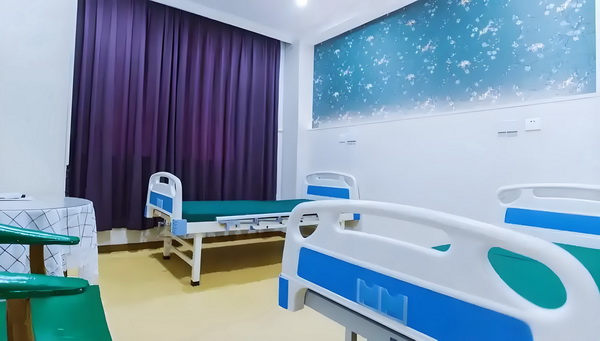 帝女魅夫：腹黑夫君请小心